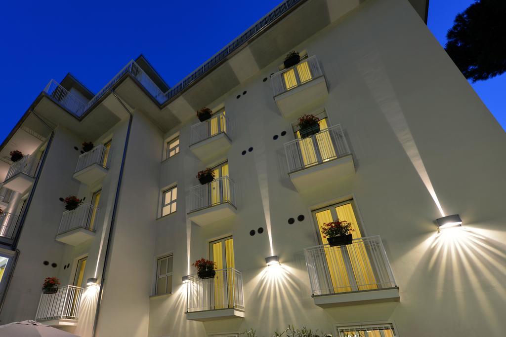 Hotel Cuba Milano Marittima Ngoại thất bức ảnh