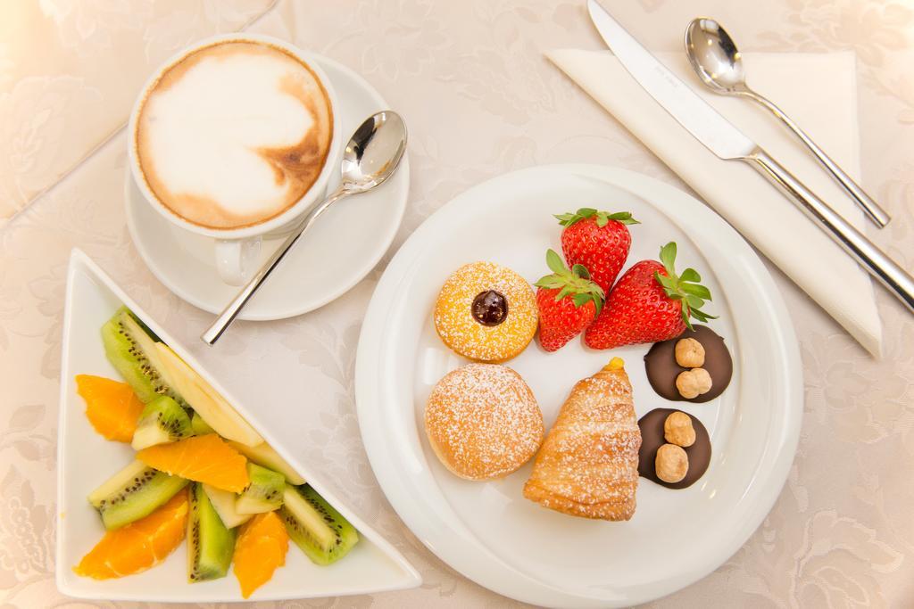 Hotel Cuba Milano Marittima Ngoại thất bức ảnh
